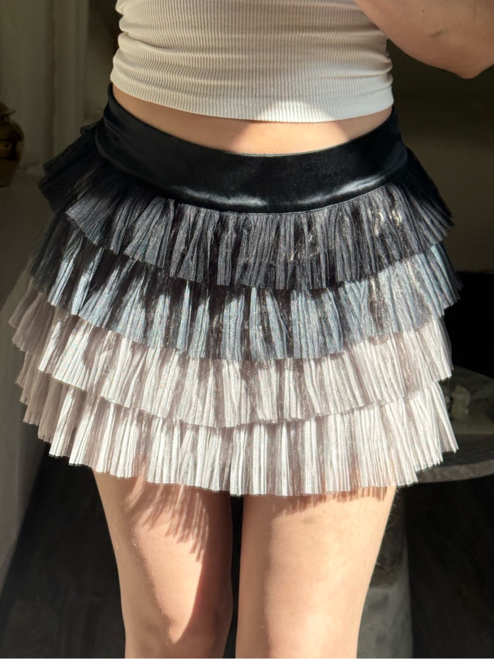 Bebe Black Gray Ombré Tiered Tulle Mini Skirt | Y2K Balletcore Scene TVD  4